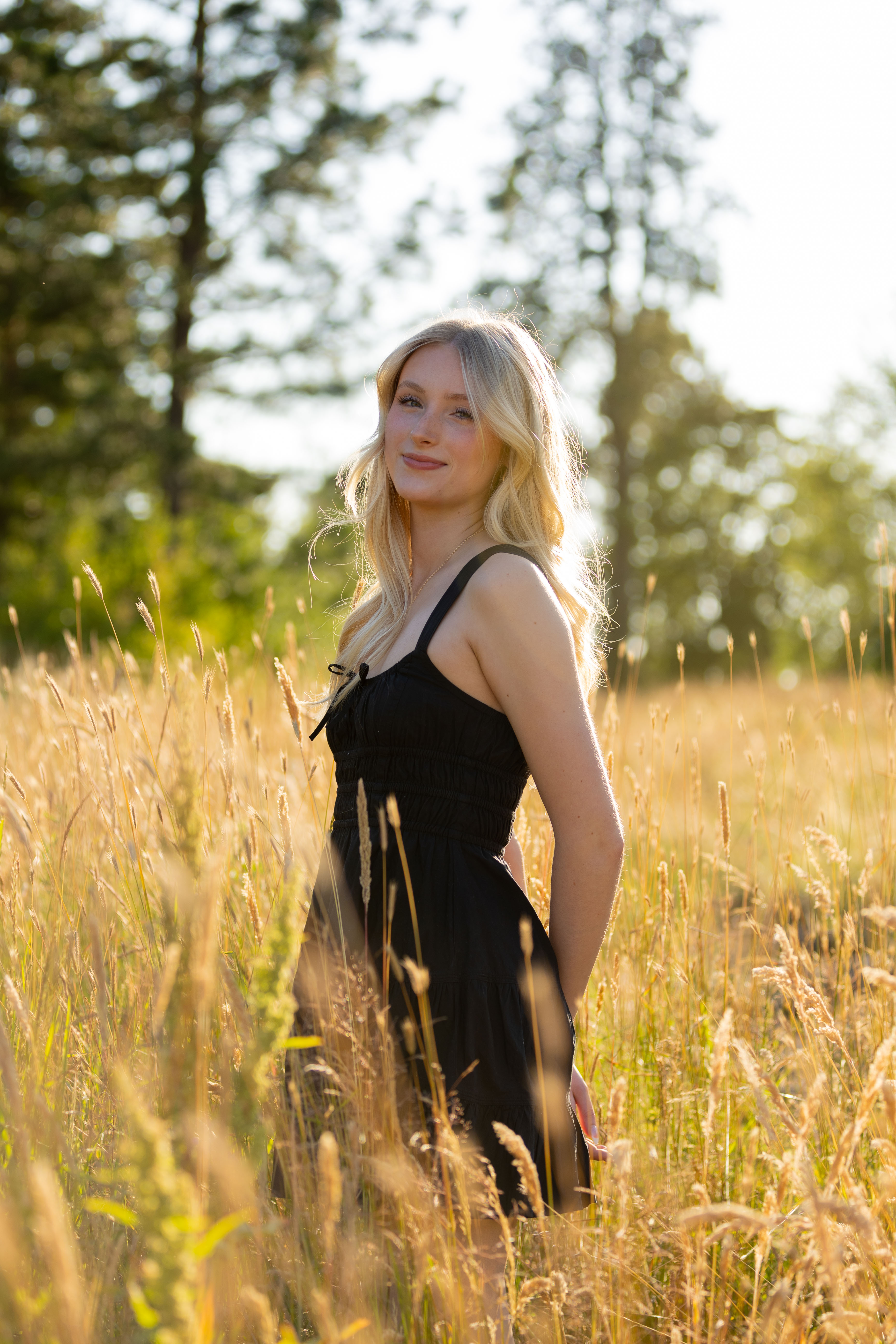 Lucy Brandeburg Senior Photos 06-26-2023 (8470).jpg